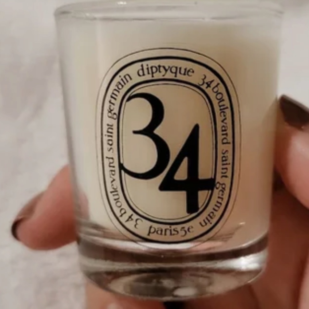 Diptyque Trent Quatre 34 Boulevard Saint Germain Bougie Parfumée Candle 35g